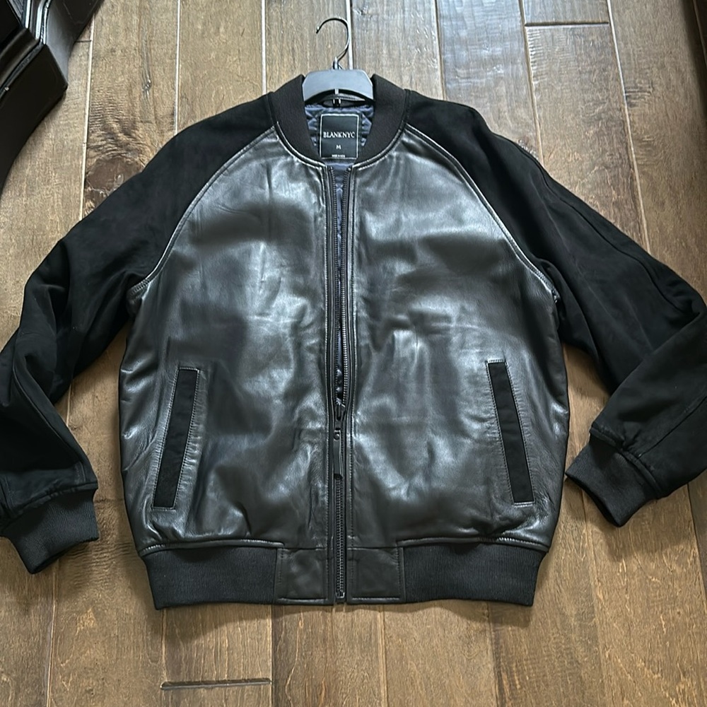 Men’s genuine leather bomber jacket